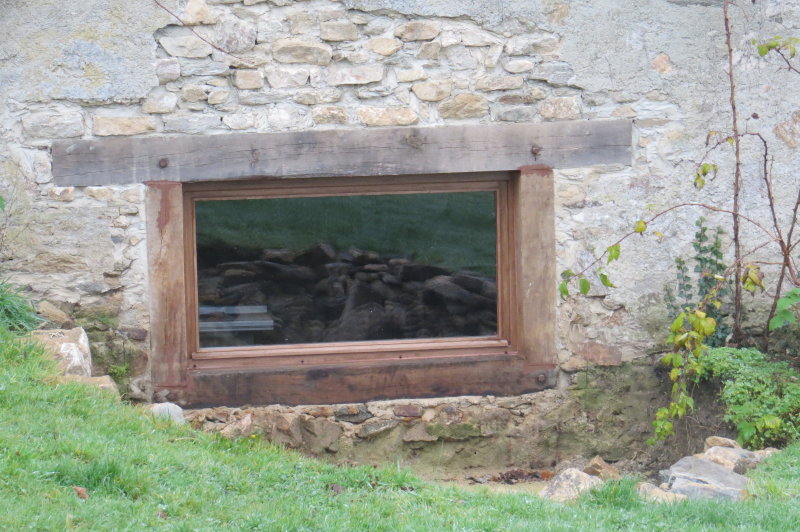 window%20001_1.jpg"